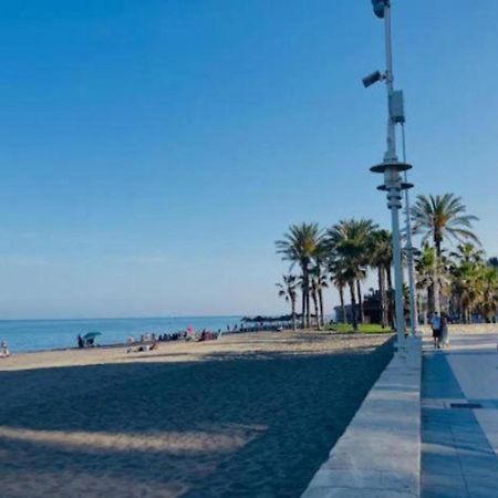 Holidays2Malaga Tomas De Echeverria 150 Mts To Beach & High Speed Wifi & Parking Apartment Екстериор снимка