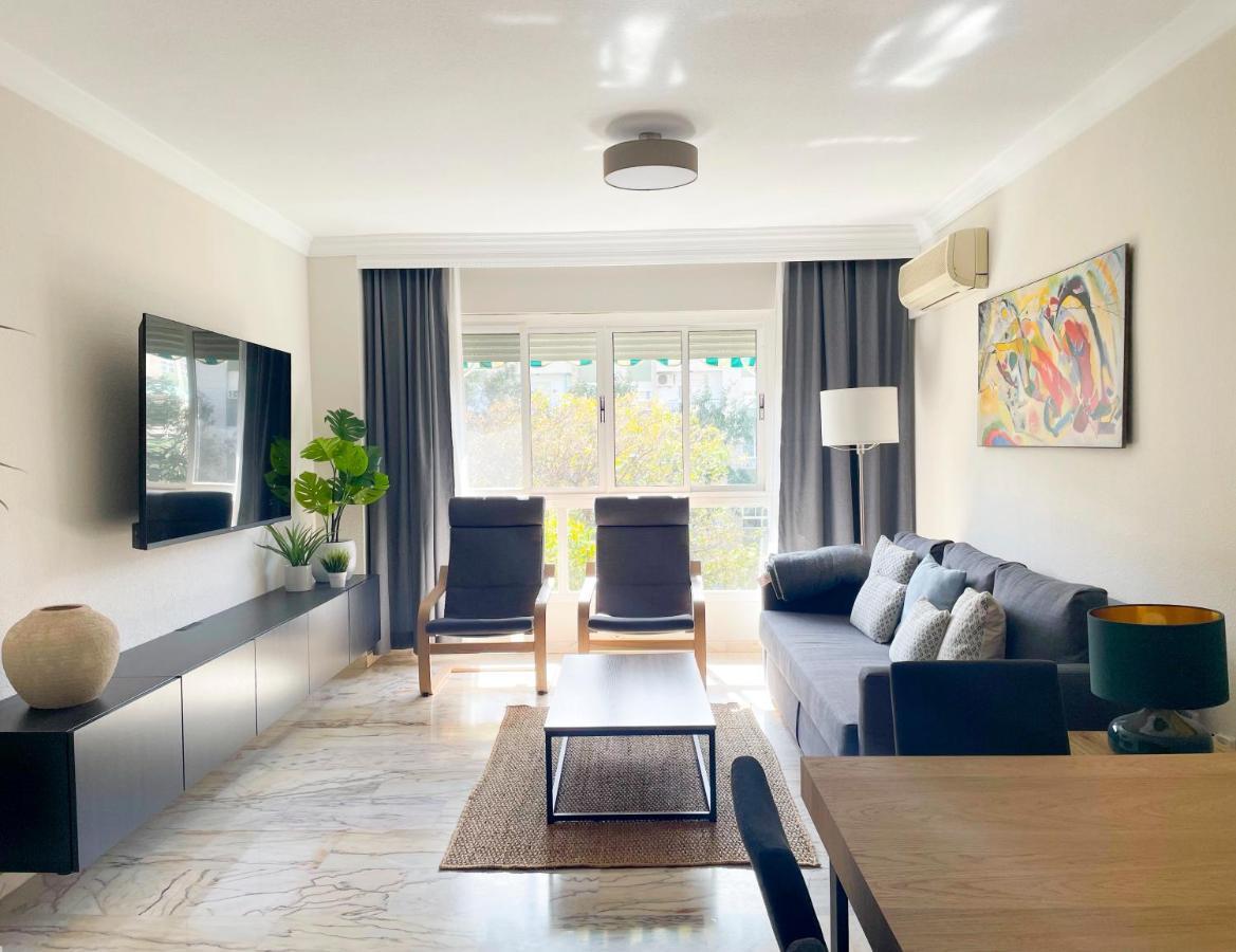 Holidays2Malaga Tomas De Echeverria 150 Mts To Beach & High Speed Wifi & Parking Apartment Екстериор снимка
