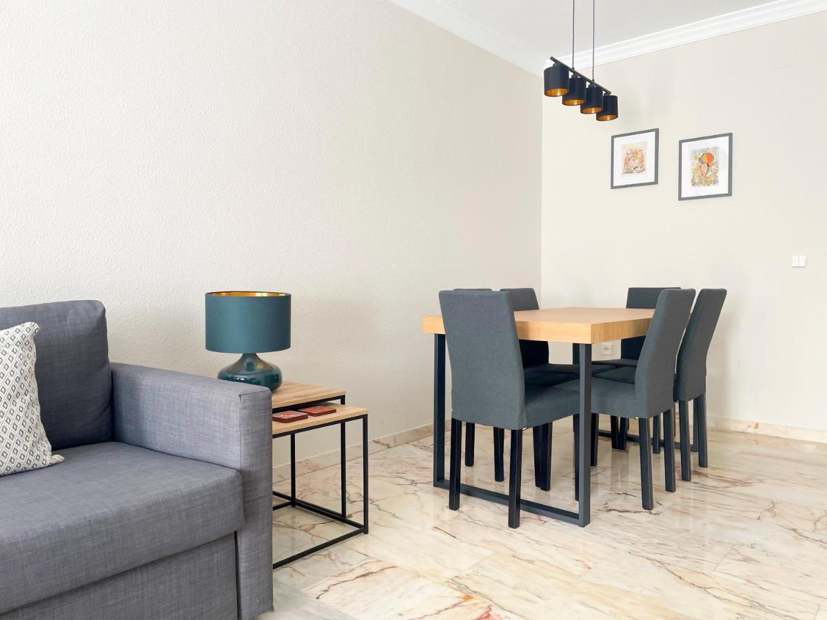 Holidays2Malaga Tomas De Echeverria 150 Mts To Beach & High Speed Wifi & Parking Apartment Екстериор снимка