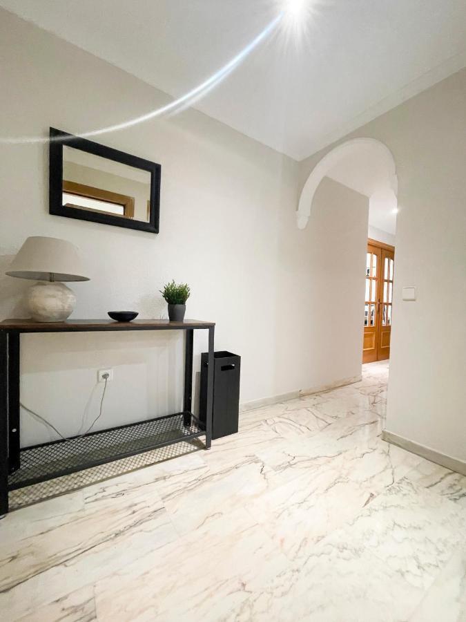 Holidays2Malaga Tomas De Echeverria 150 Mts To Beach & High Speed Wifi & Parking Apartment Екстериор снимка